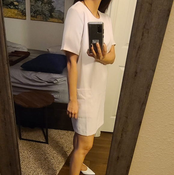 Blush pink shift mini dress with pockets - Picture 3 of 8